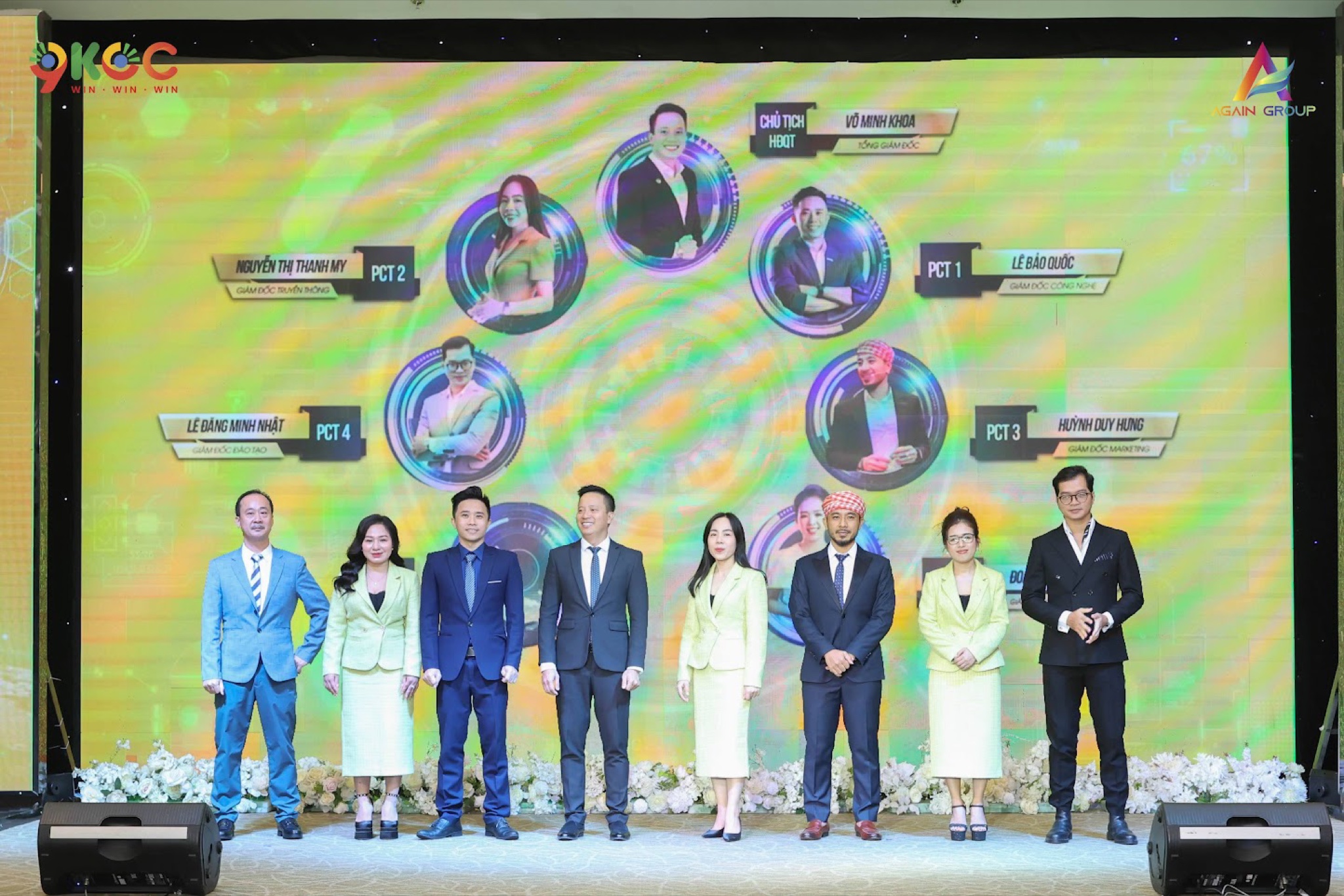 Ban lãnh đạo KOC Khánh Hòa, anh Hưng và tôi cùng một đội ngũ