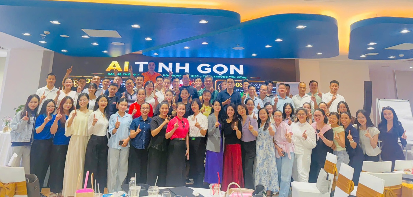 Nhóm học viên khóa AI Tinh Gọn Nha Trang - Khánh Hòa