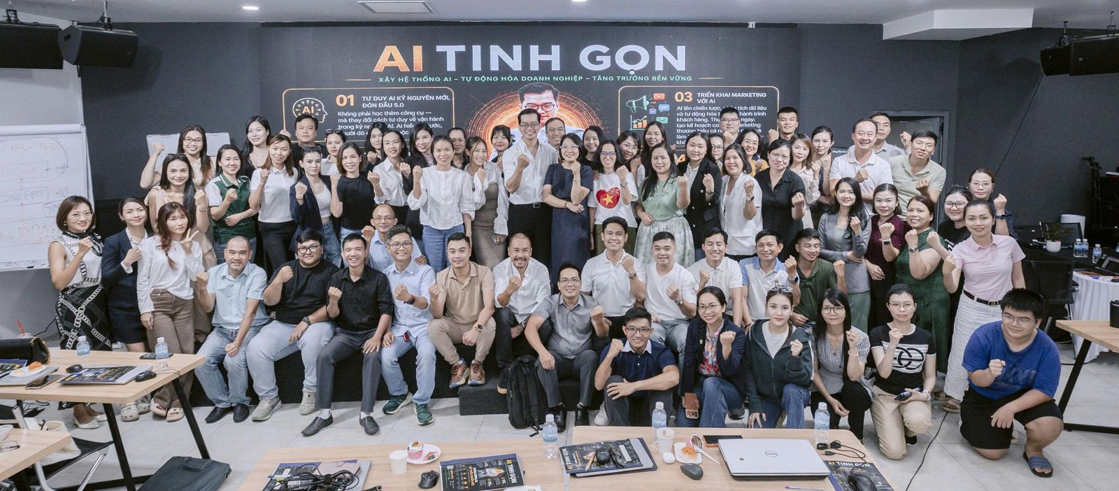 Tập thể lớp AI Tinh Gọn K3